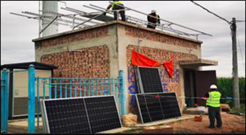 2 光伏板安装.jpg